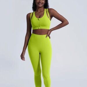 Women's 2 Piece Activewear Set Bra and Legging Hey Viva Padded Booty Lift Yellow